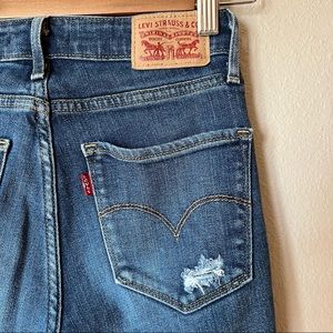 Levi’s 721 high rise skinny size 24